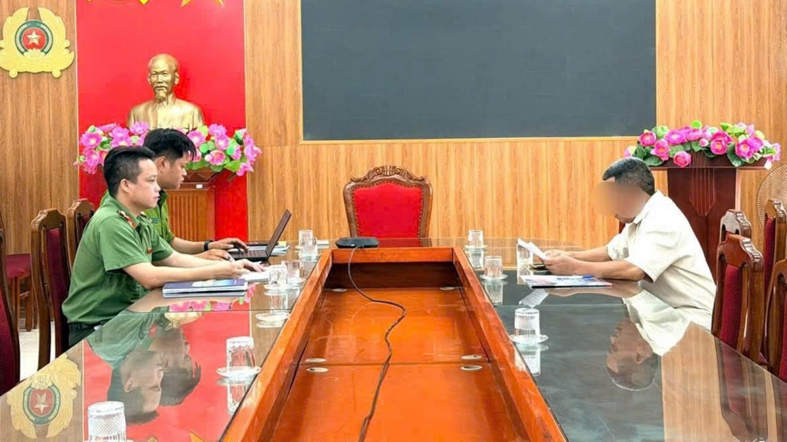 Thông tin sai sự thật, hai người ở Hà Nội bị phạt