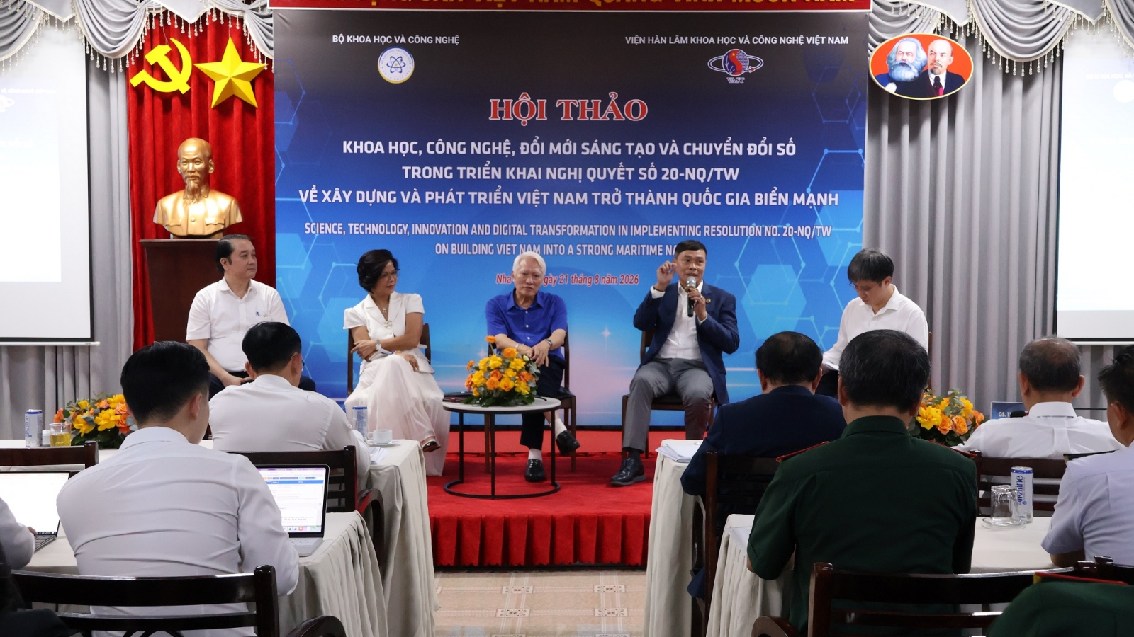 Làm chủ biển bằng khoa học, dữ liệu và công nghệ