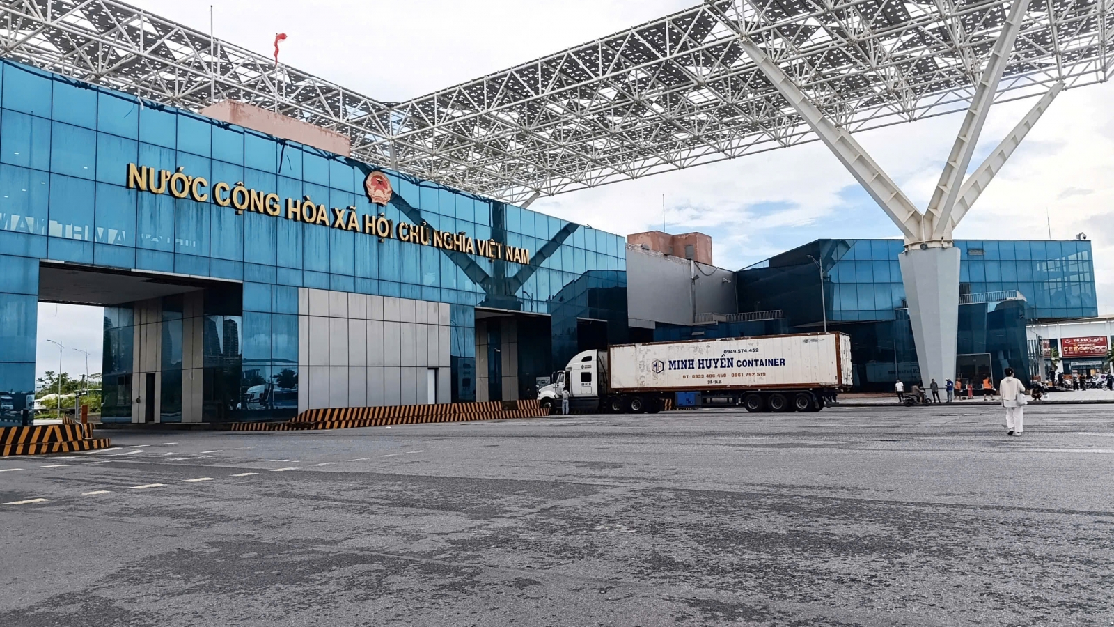 Quảng Ninh thu hơn 167 tỷ đồng phí hạ tầng cửa khẩu