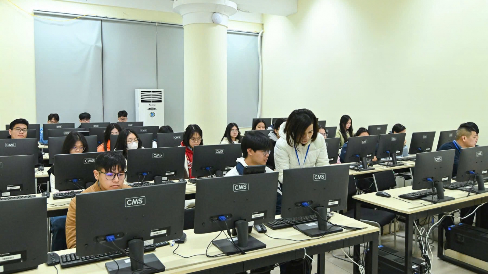 Dự kiến lần đầu cho học sinh THCS, THPT kiểm tra định kỳ trên máy tính