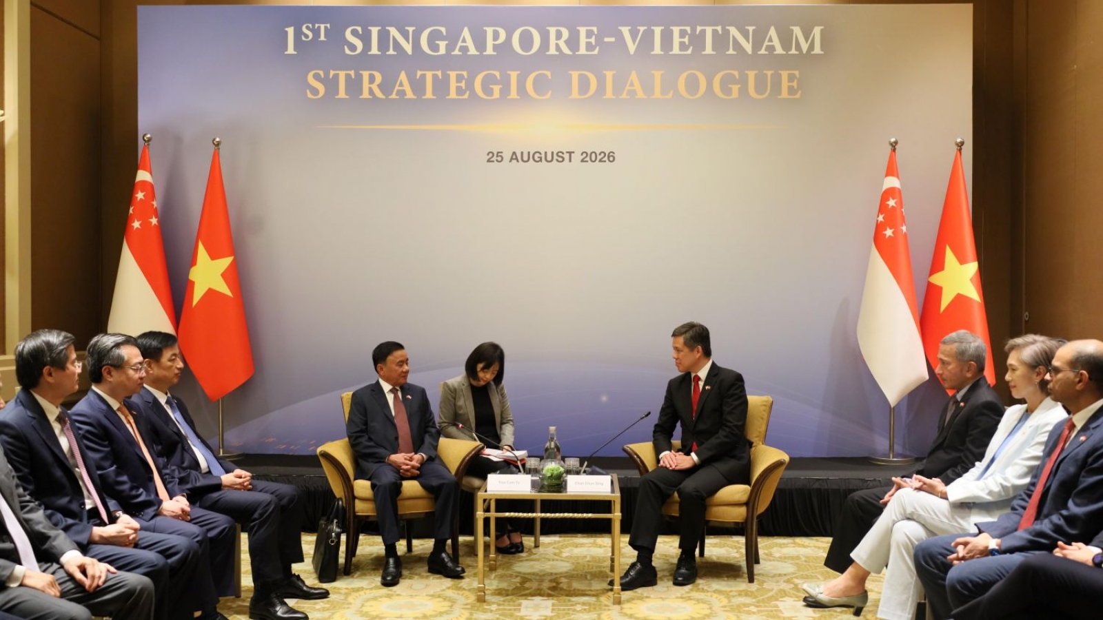 Lễ đón Thường trực Ban Bí thư Trần Cẩm Tú thăm Singapore