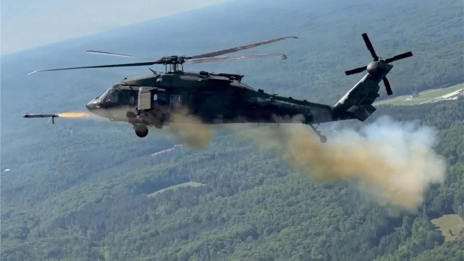 Trực thăng UH-60M Black Hawk của Mỹ “khoác áo mới” trong chiến tranh UAV