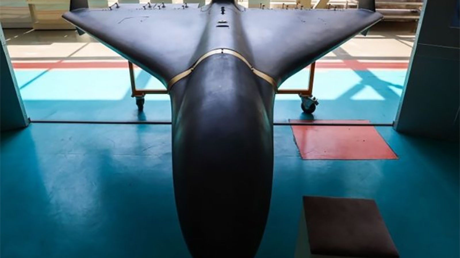 Đường bay bất thường của UAV Shahed Nga vào Ukraine