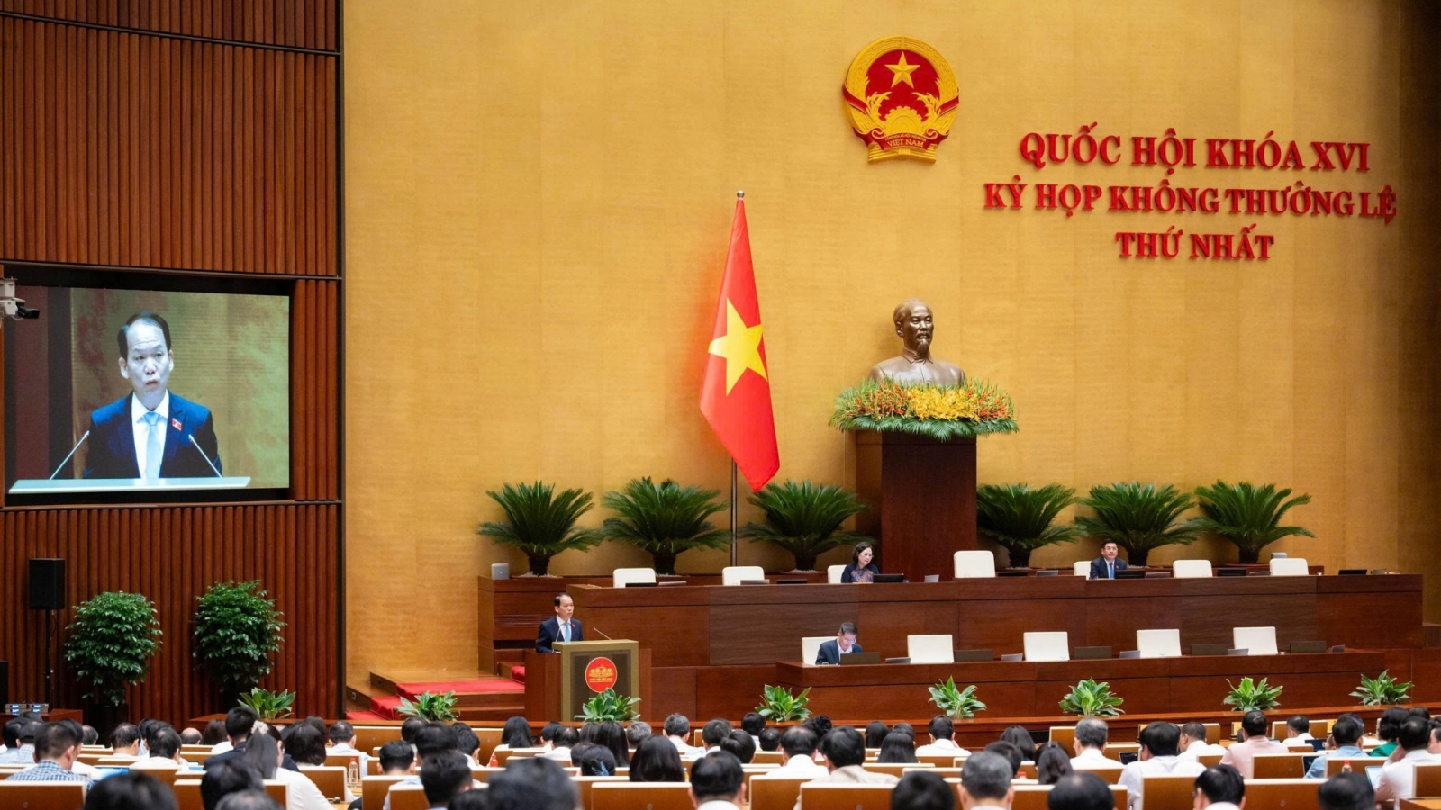 Urban Development Law proposed with special mechanisms for key cities