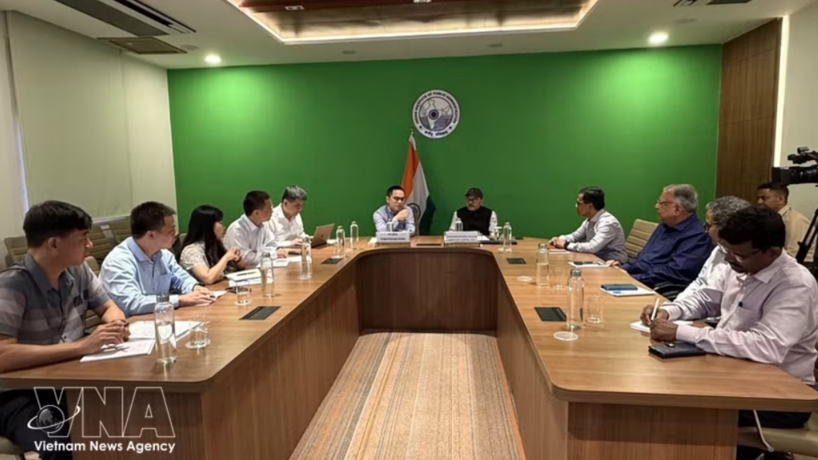 Vietnam, India step up cooperation in research, training, policy advice