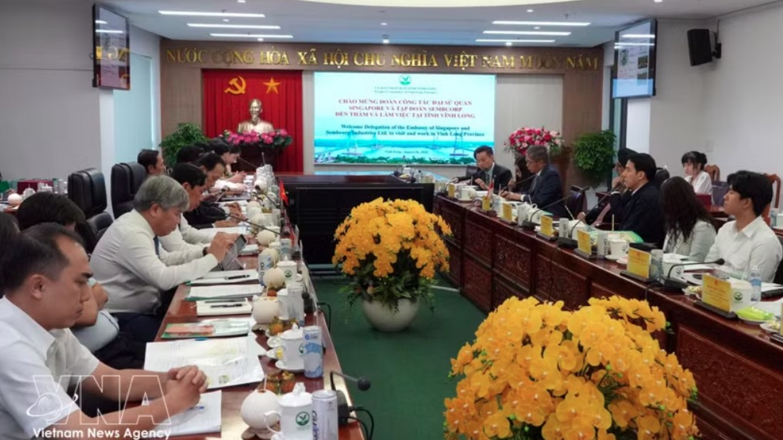 Vinh Long proposes high-tech agro-industrial park cooperation with Singapore