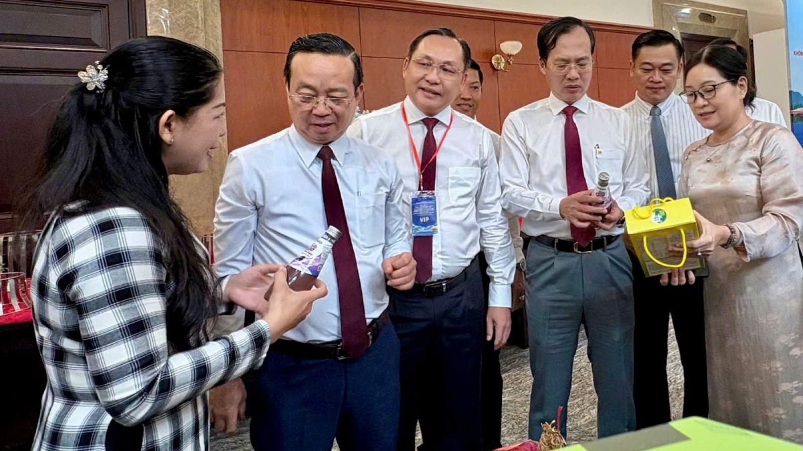 TP.HCM và các tỉnh bắt tay kiến tạo hành lang kinh tế liên vùng