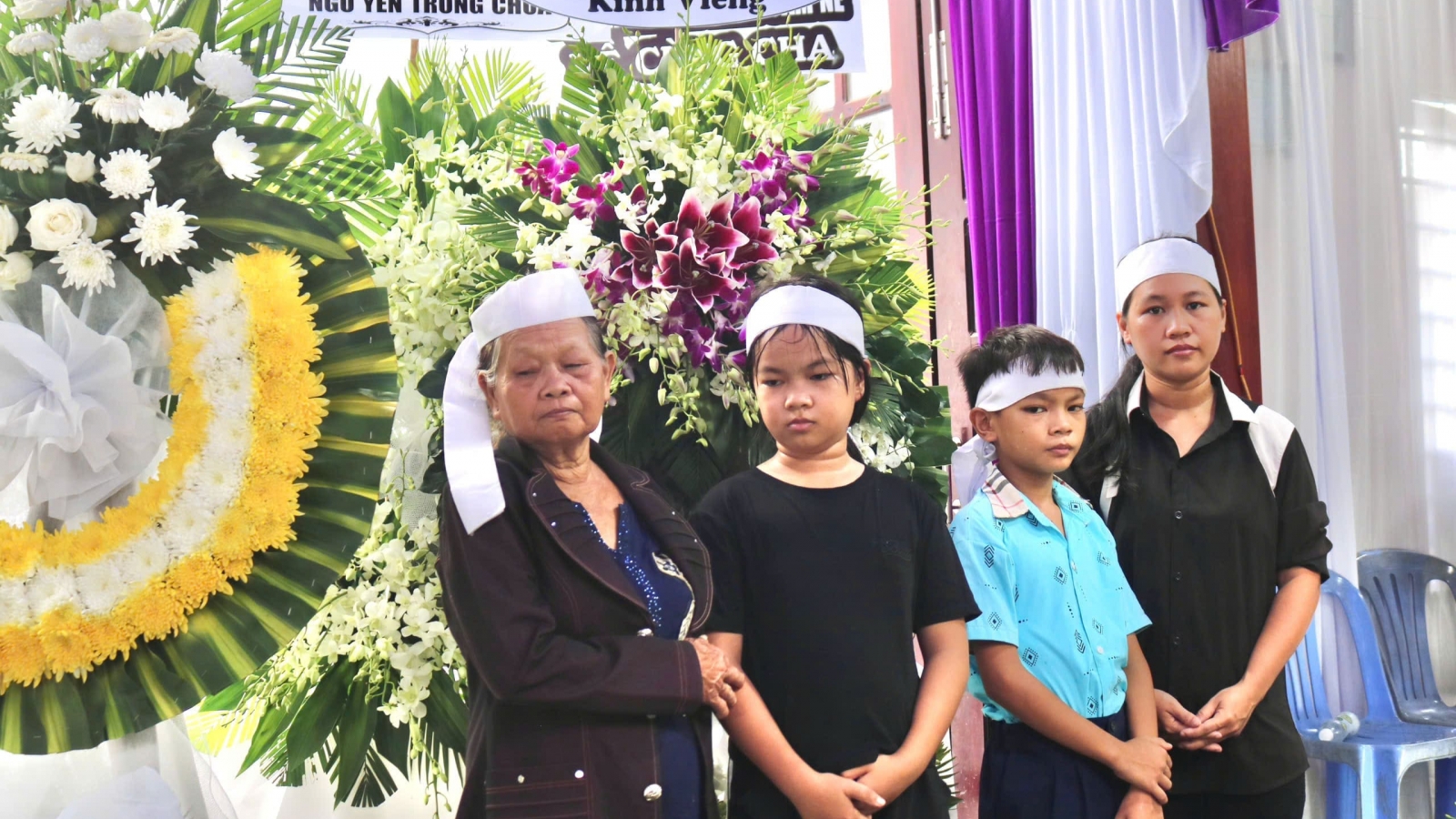 Đi làm giấy xác nhận hộ cận nghèo, người mẹ tử vong để lại 3 đứa con mồ côi