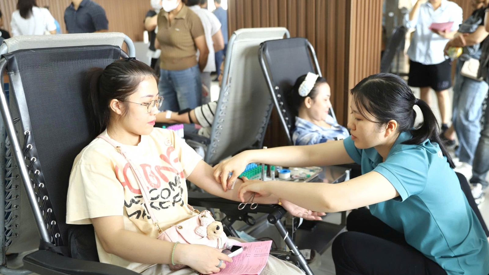 Công nhân Hải Phòng hiến hơn 700 đơn vị máu tại Ngày hội nói không với ma túy