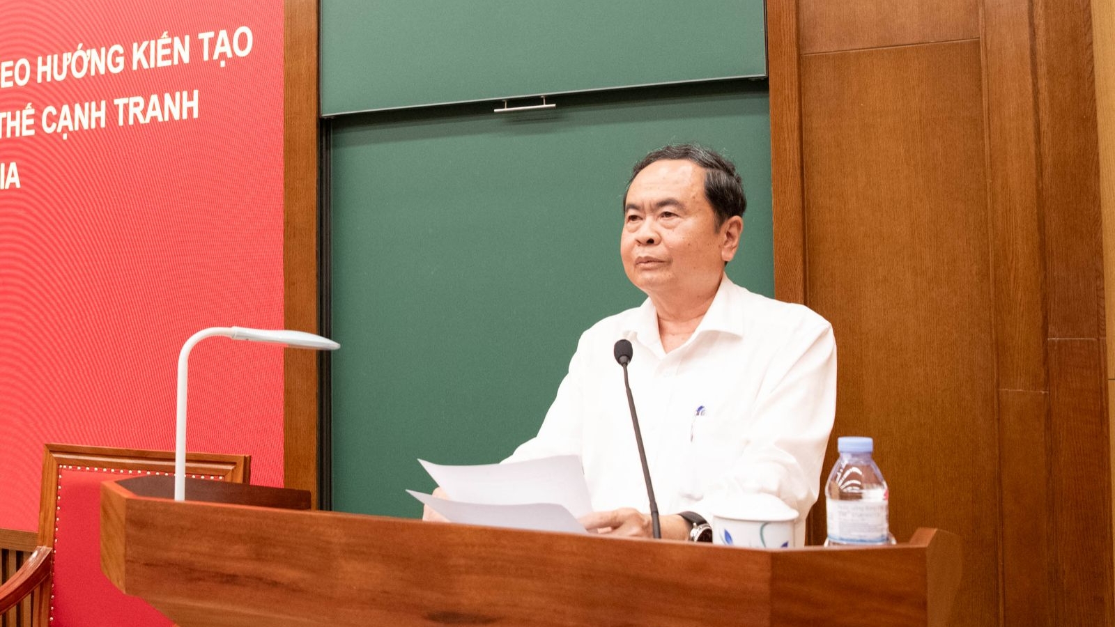 Chủ tịch Quốc hội: Đổi mới tư duy xây dựng thể chế, pháp luật theo hướng kiến tạo