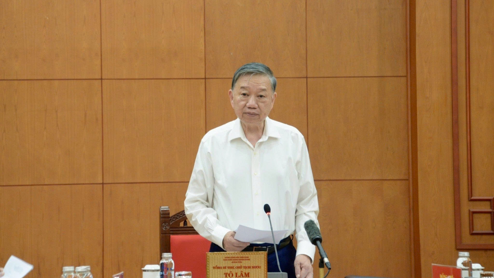Tổng Bí thư, Chủ tịch nước: Phát triển kinh tế gắn với tiến bộ, công bằng xã hội