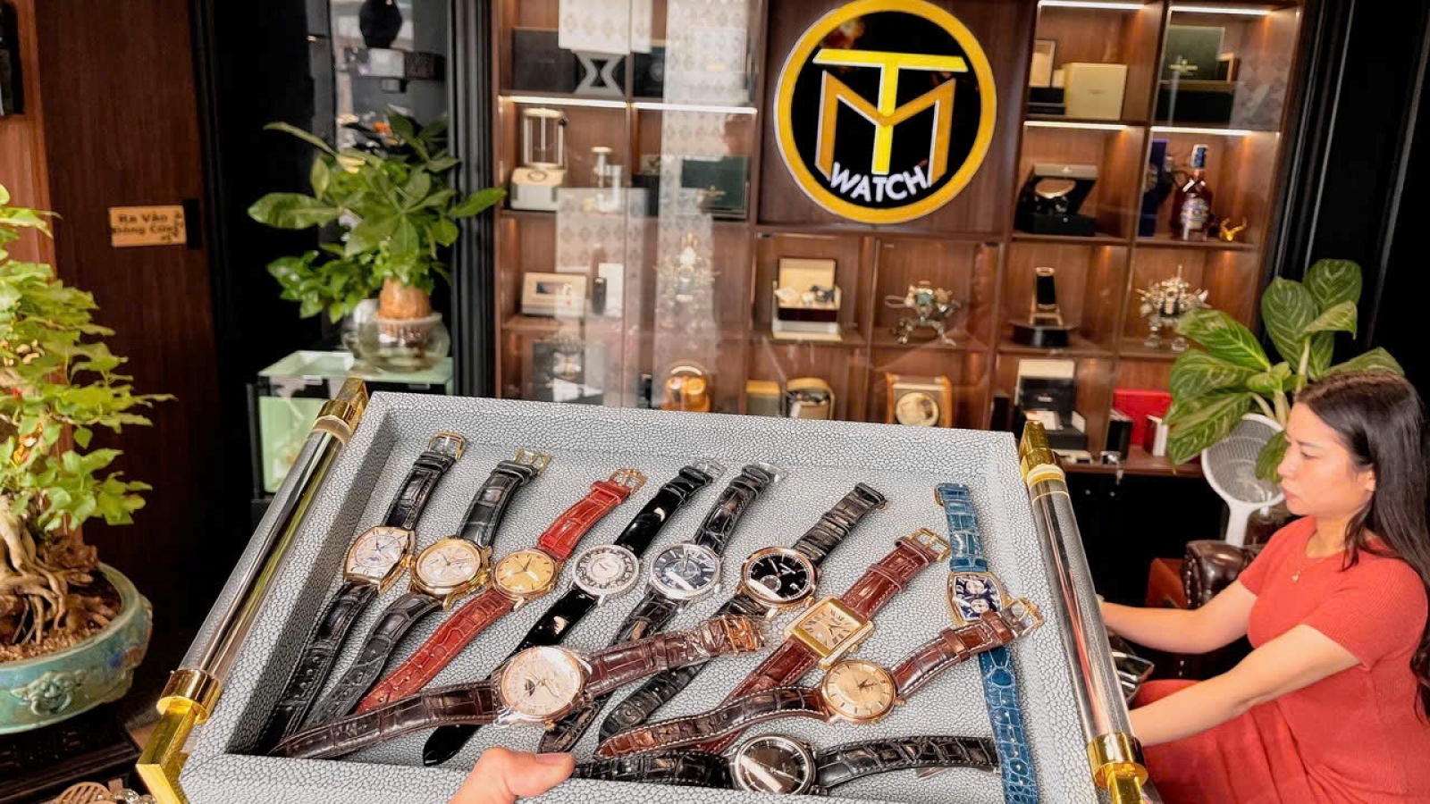 Minh Triệu Watch – nơi mua bán đồng hồ cũ tại Hà Nội và TP.HCM
