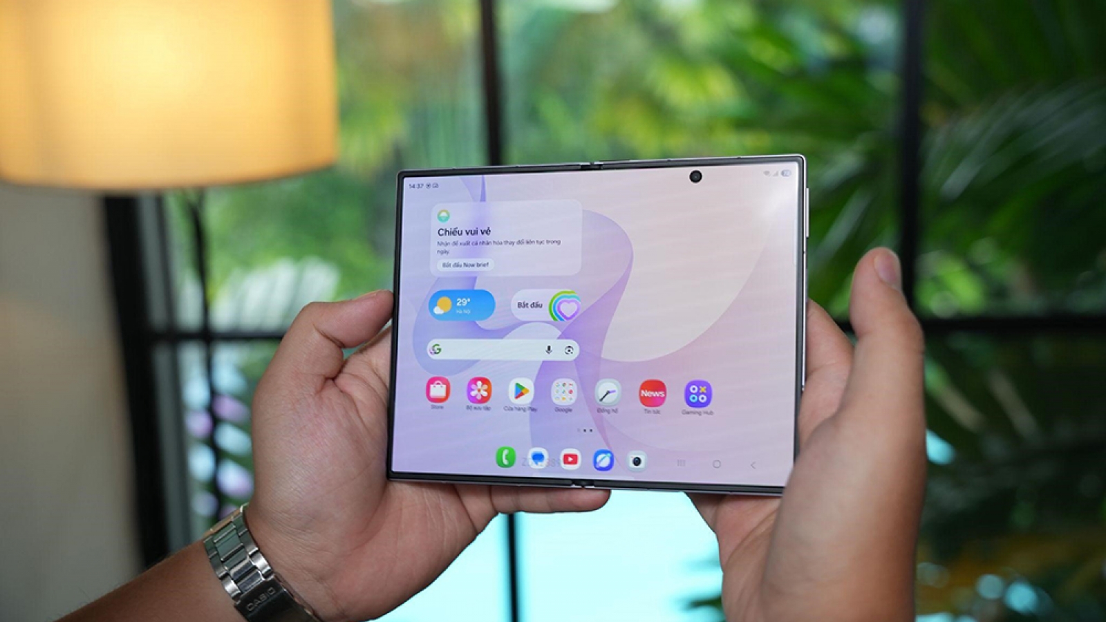 Galaxy Z Fold8 bán chạy hơn sau khi iPhone Duo ra mắt?