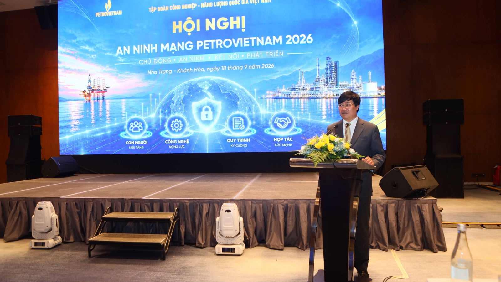Phát triển nguồn nhân lực và văn hóa an ninh mạng trong Petrovietnam