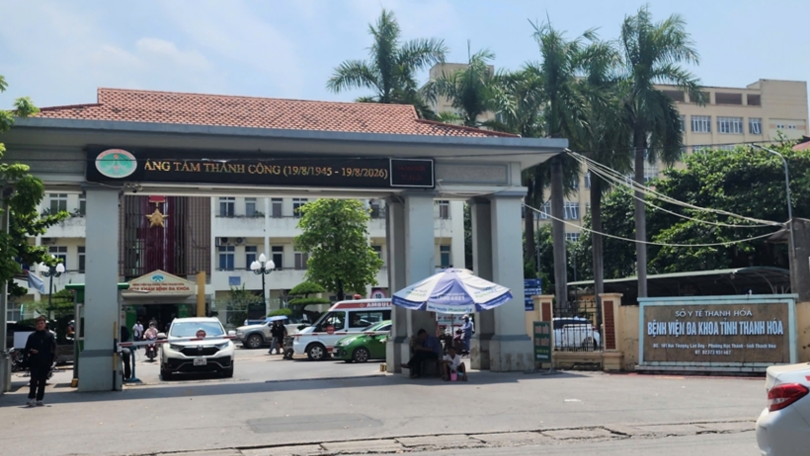 Công an Thanh Hóa triệu tập 3 người vụ thuốc giá 4.000 đồng bán 600.000 đồng