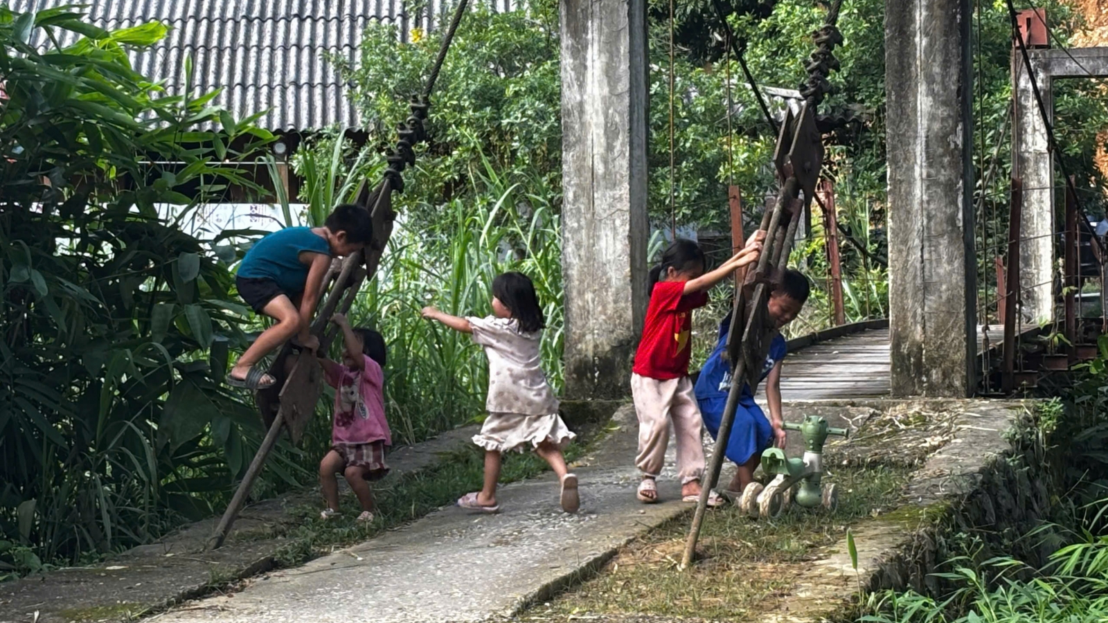 Dựng "lá chắn" an toàn cho trẻ em ở vùng cao Sơn La