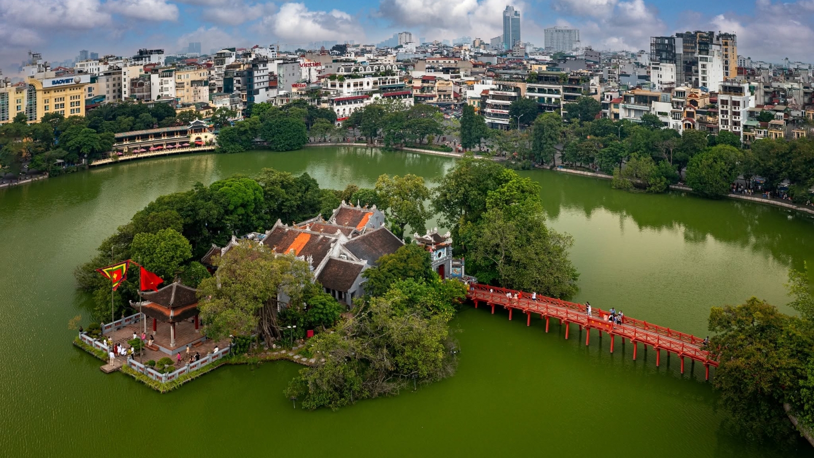 Hồ Gươm là di tích quốc gia đặc biệt nên quy hoạch cần đặt bảo tồn lên hàng đầu