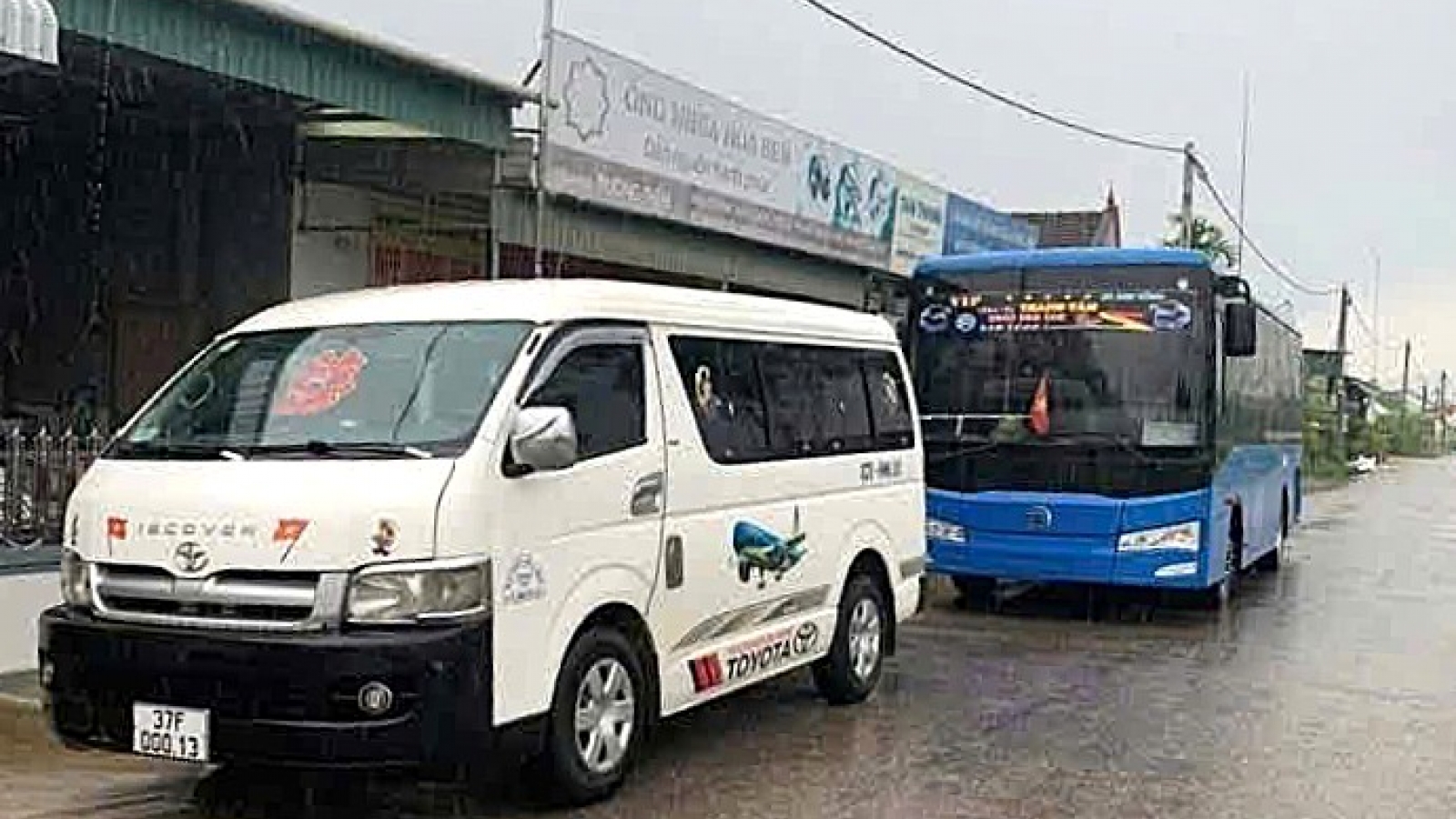 Hơn 140 học sinh điểm trường lẻ Tiến Sơn, Nghệ An đã trở lại trường