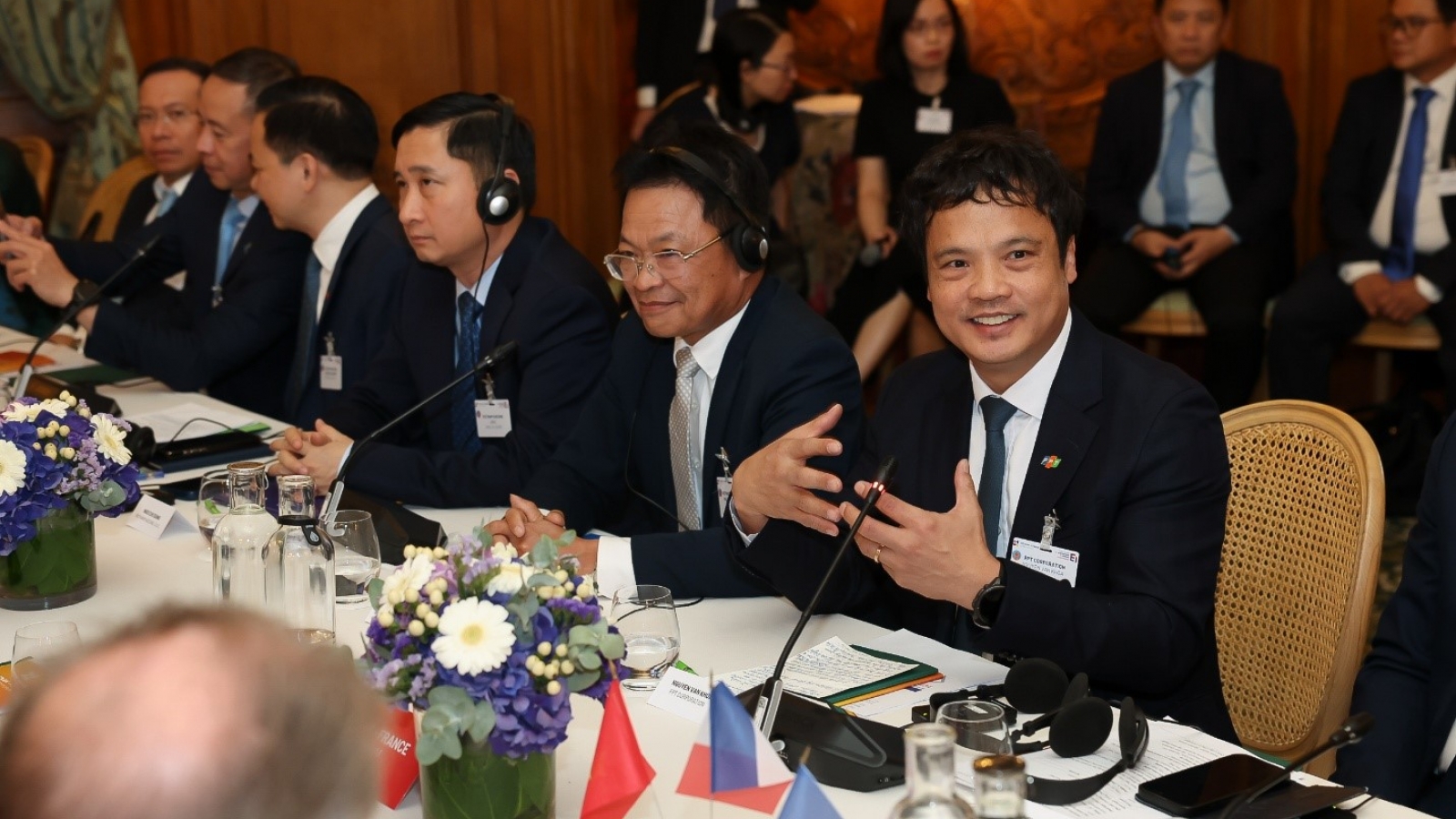 Bắt tay giải những bài toán lớn về khoa học công nghệ, trí tuệ nhân tạo