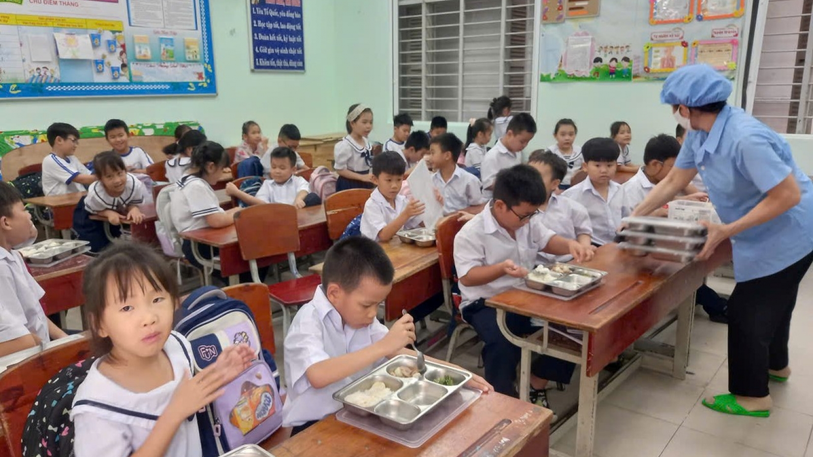 Khánh Hòa siết trách nhiệm cấp xã về bữa ăn học đường