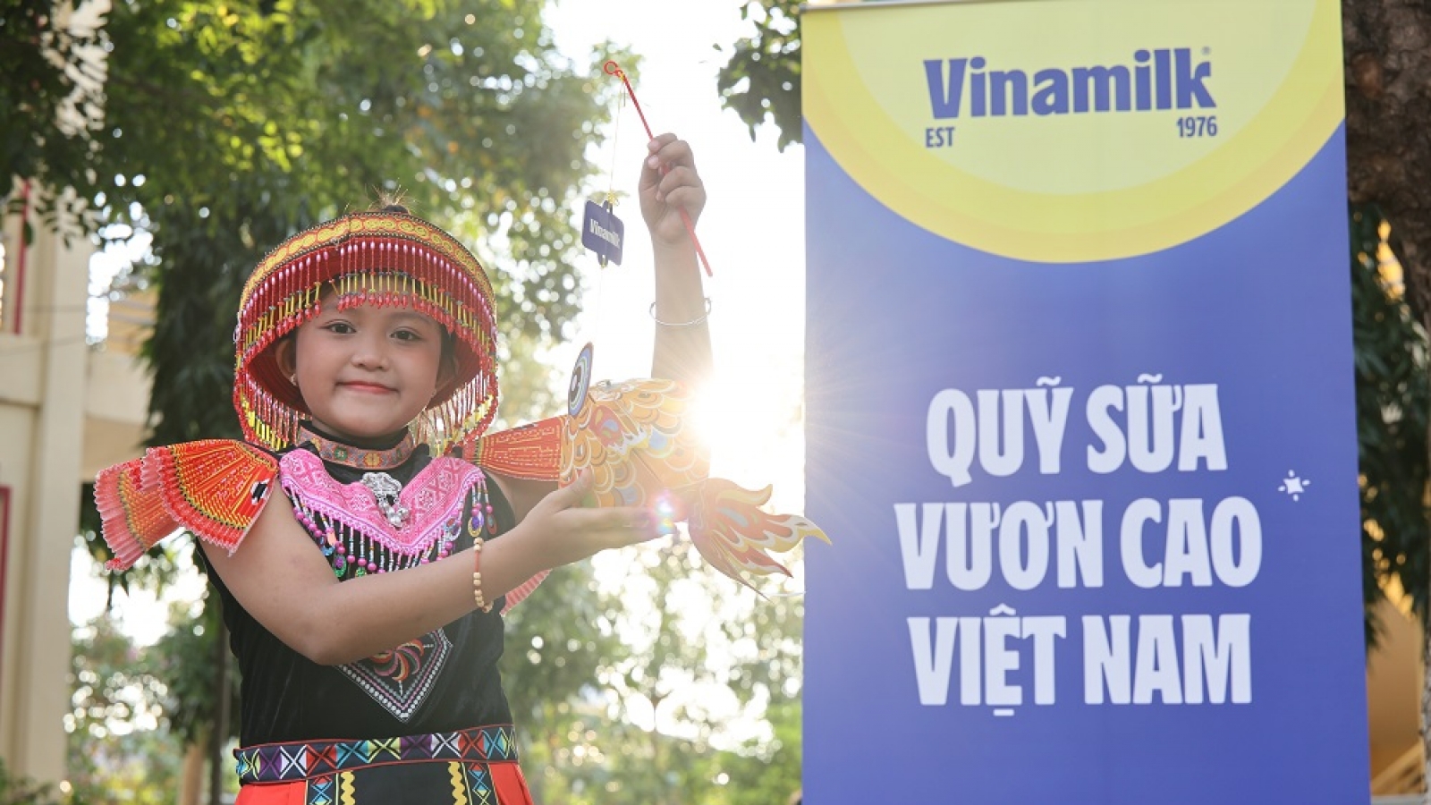 Gần 40.000 trẻ em cả nước vui đón Trung thu cùng Vinamilk