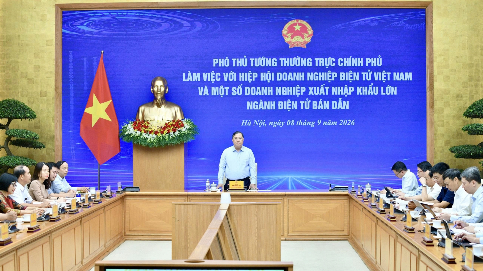 Phó Thủ tướng thường trực: Phải giải quyết nhanh chóng kiến nghị của doanh nghiệp