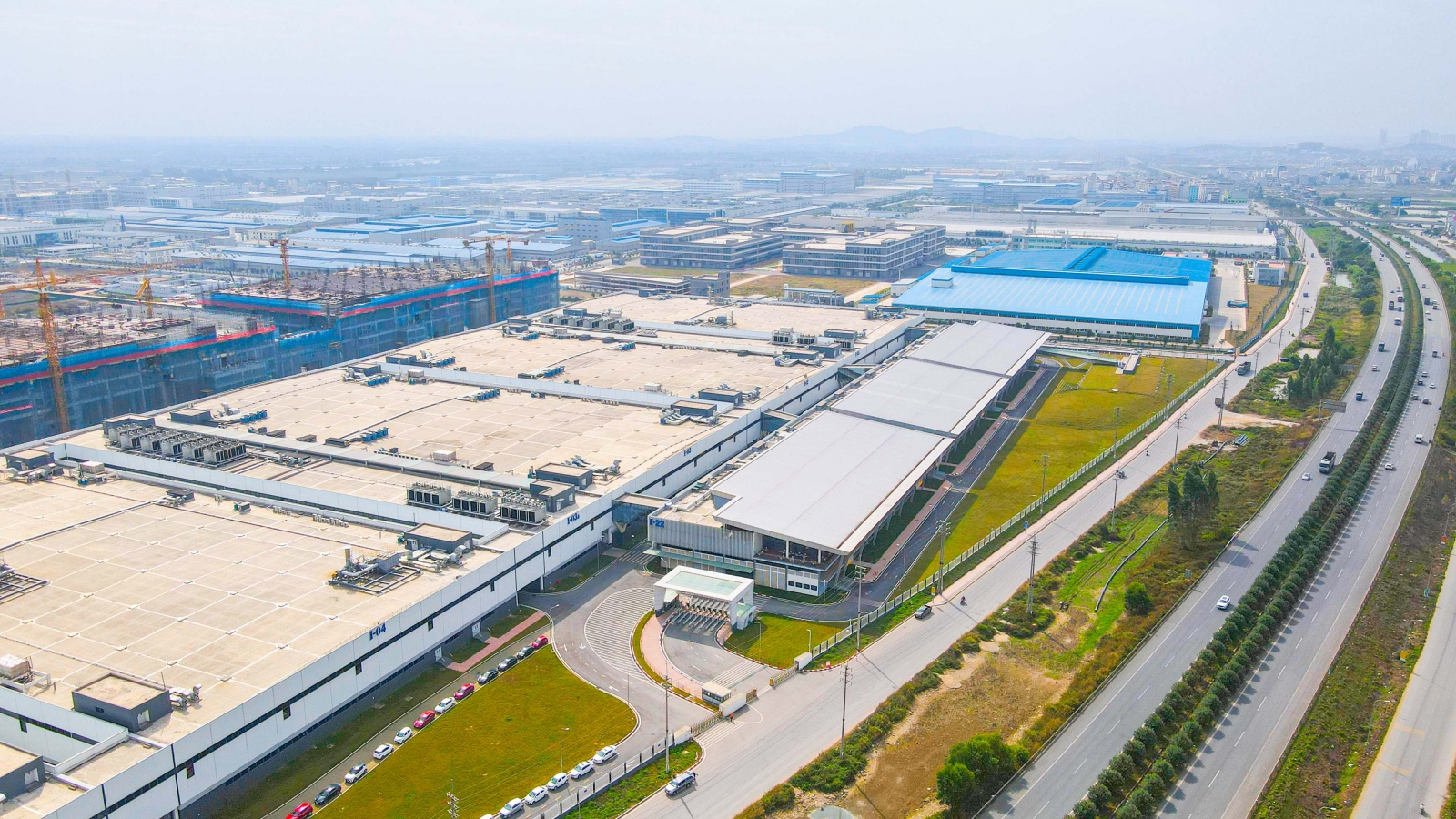 Giảm chi phí logistics, giảm áp lực nhập siêu