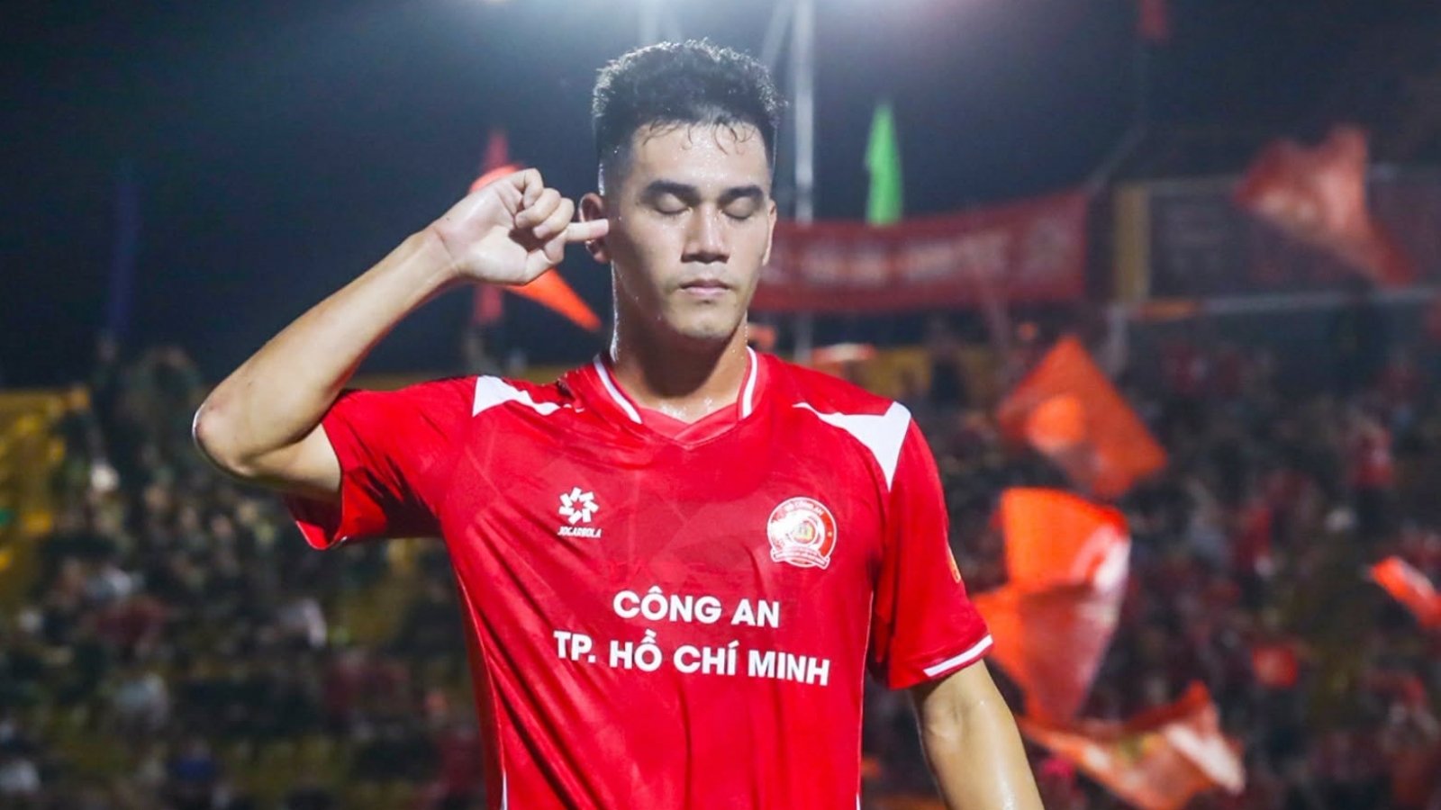 Bảng xếp hạng Vua phá lưới V-League: Tiến Linh ghi điểm với HLV Kim Sang Sik