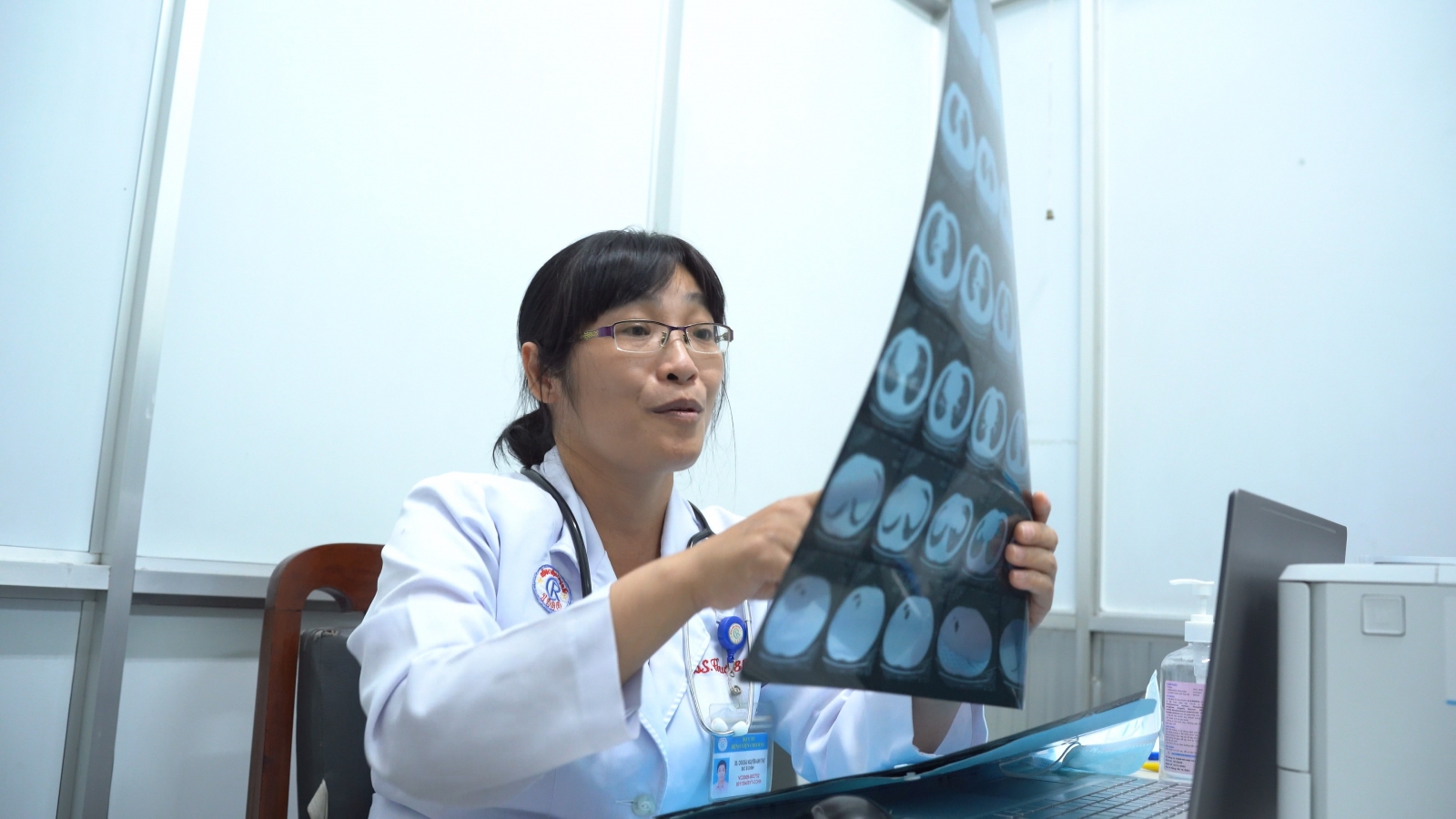 Phát hiện vi khuẩn hiếm gặp giúp trị dứt điểm bệnh phổi tái phát