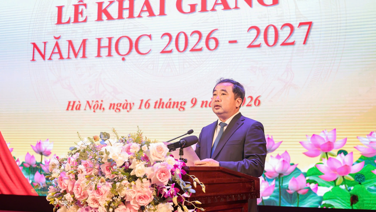 Bí thư Thành ủy Hà Nội dự lễ khai giảng Trường Đào tạo cán bộ Lê Hồng Phong