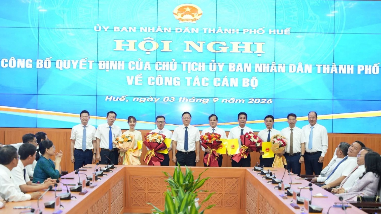 Thành phố Huế điều động, bổ nhiệm nhiều cán bộ lãnh đạo