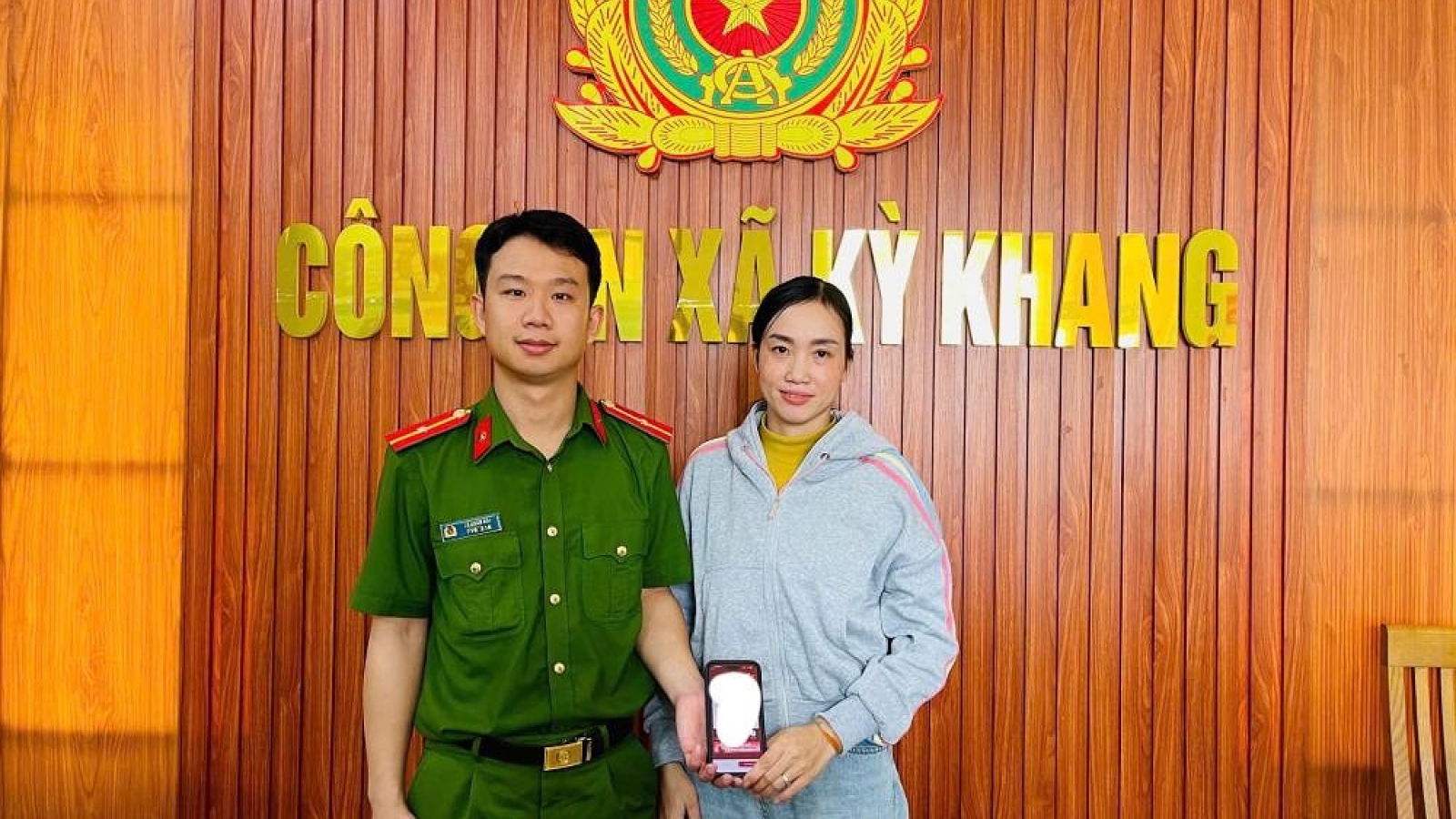 Nhận lại 400 triệu đồng chuyển nhầm sau 5 giờ