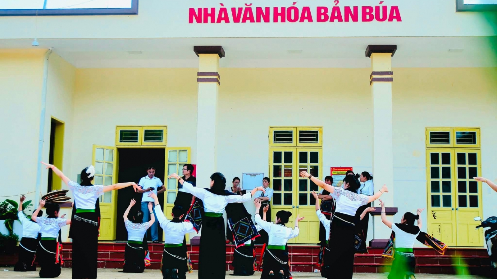 Sơn La bổ sung nguồn lực để văn hóa sống từ cơ sở