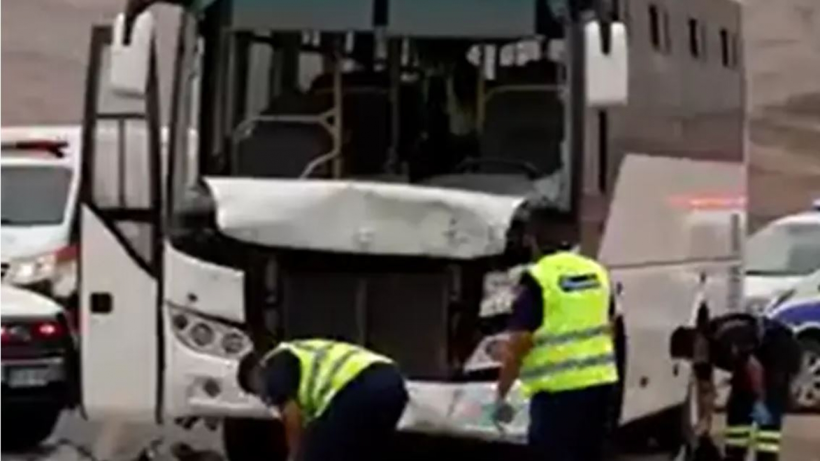 Tai nạn xe bus nghiêm trọng tại Ai Cập khiến 16 người chết