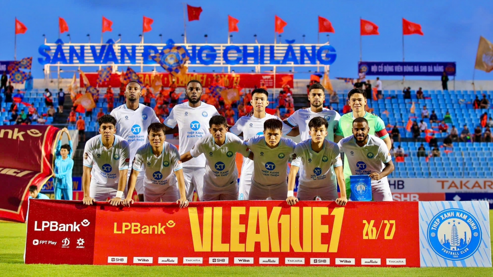 Ngoại binh của CLB Nam Định nhận án phạt nặng vì giẫm vào bụng đối thủ