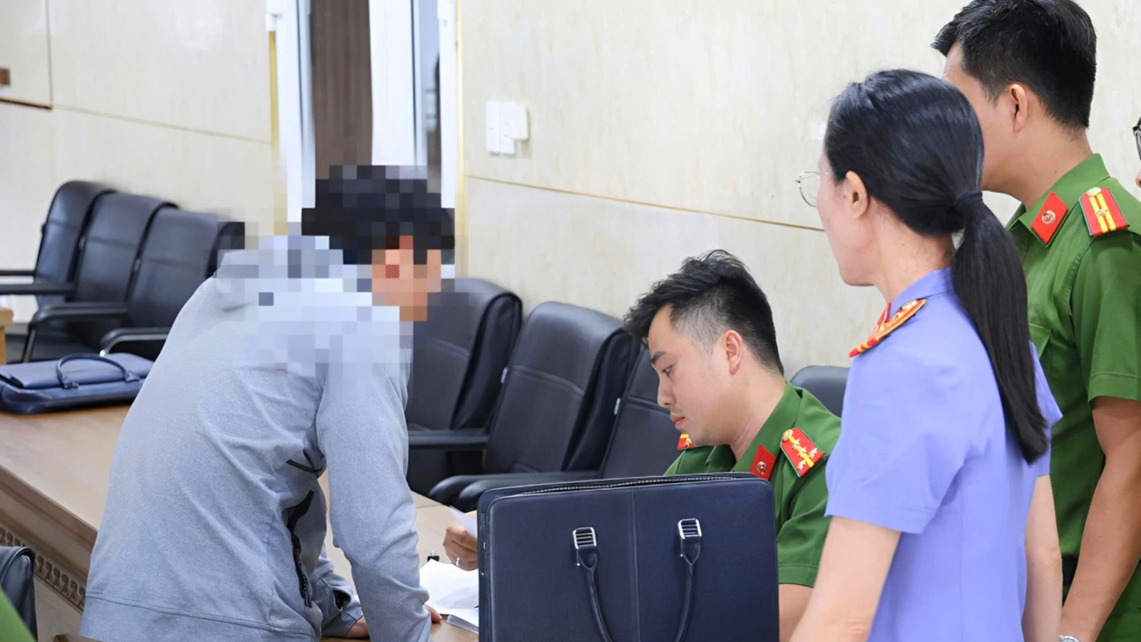 Khởi tố nhiều cán bộ phường ở Đà Nẵng nhận hối lộ