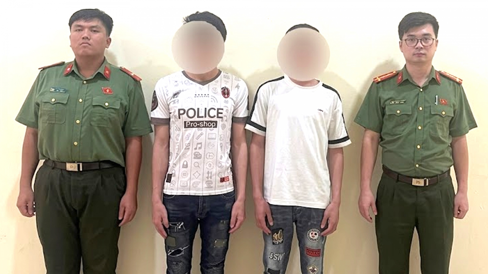 Công an Hà Nội phát hiện 2 người nước ngoài nhập cảnh trái phép