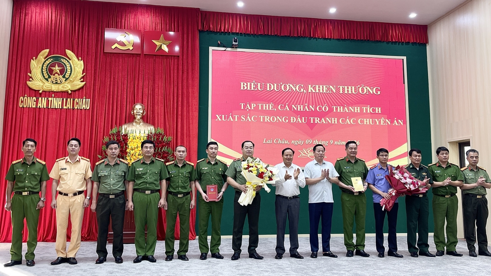 Lai Châu phá đường dây đánh bạc, rửa tiền gần 50.000 tỷ đồng