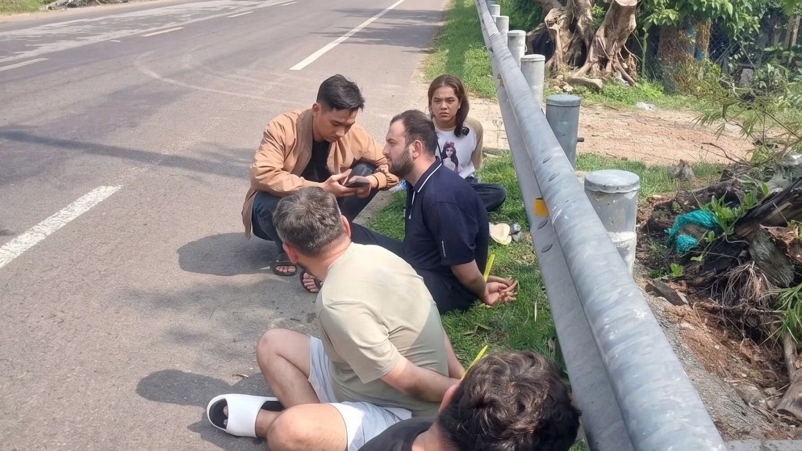 Nóng 24h ngày 16/9: Bắt nhóm nghi phạm người nước ngoài trộm vàng ở Đắk Lắk