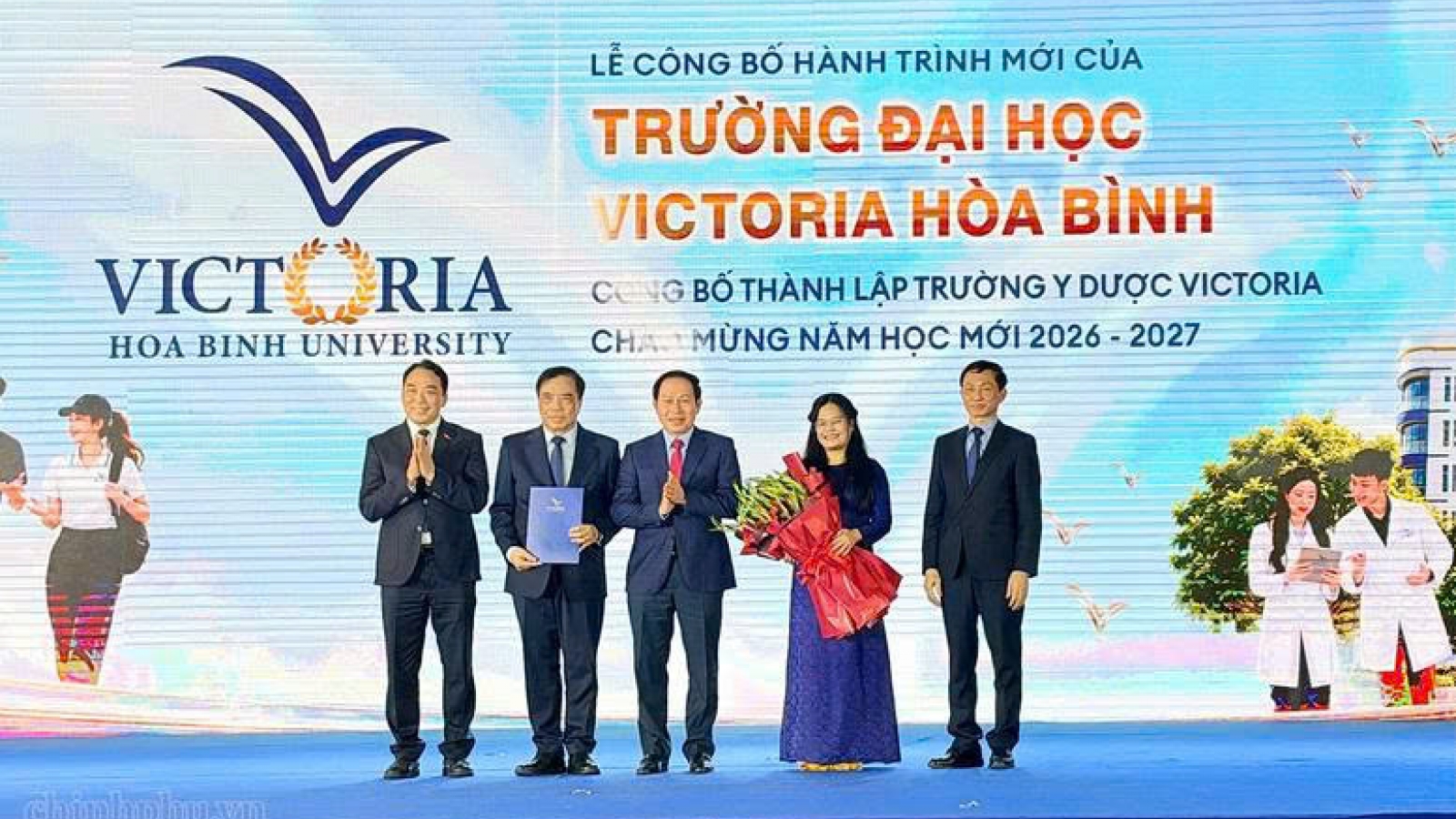 Phó Thủ tướng: Đại học Victoria Hòa Bình, hành trình mới gắn với nhu cầu xã hội