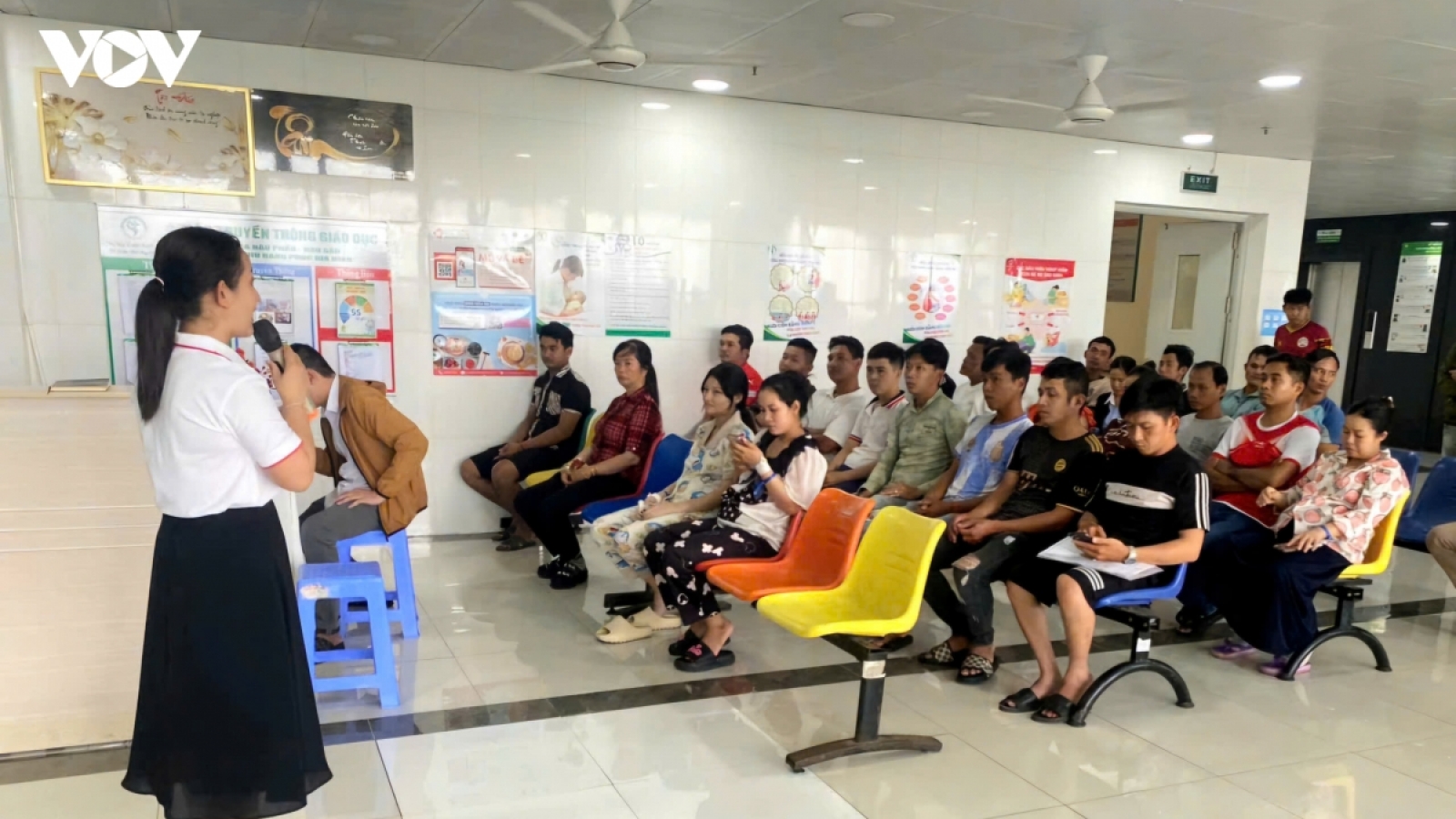 Hà Nội thí điểm hỗ trợ đăng ký khai sinh ngay tại bệnh viện