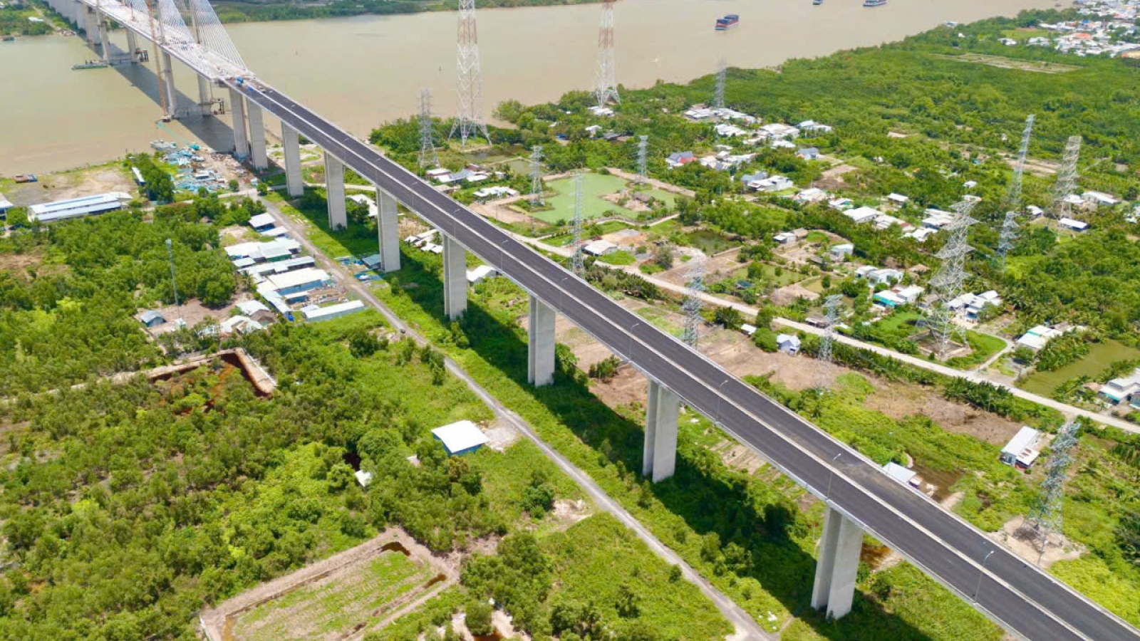 Những “mắt xích” giao thông đưa Đồng Nai thành đầu mối liên kết vùng