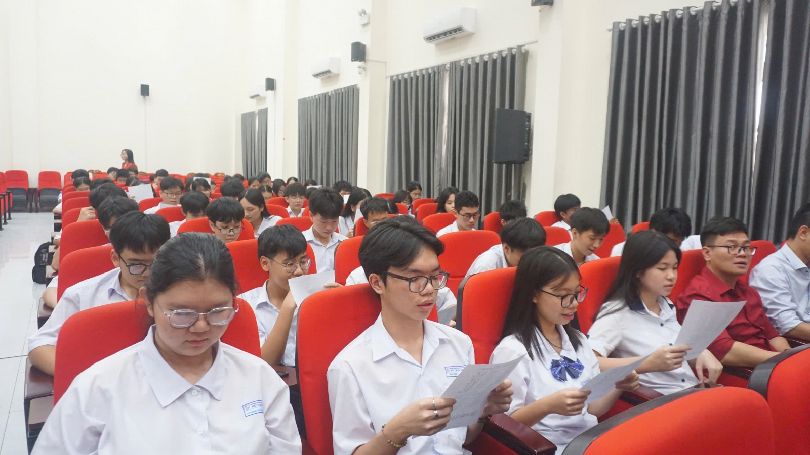 Trường học đầu tiên ở TP.HCM đưa Đờn ca tài tử vào tiết học