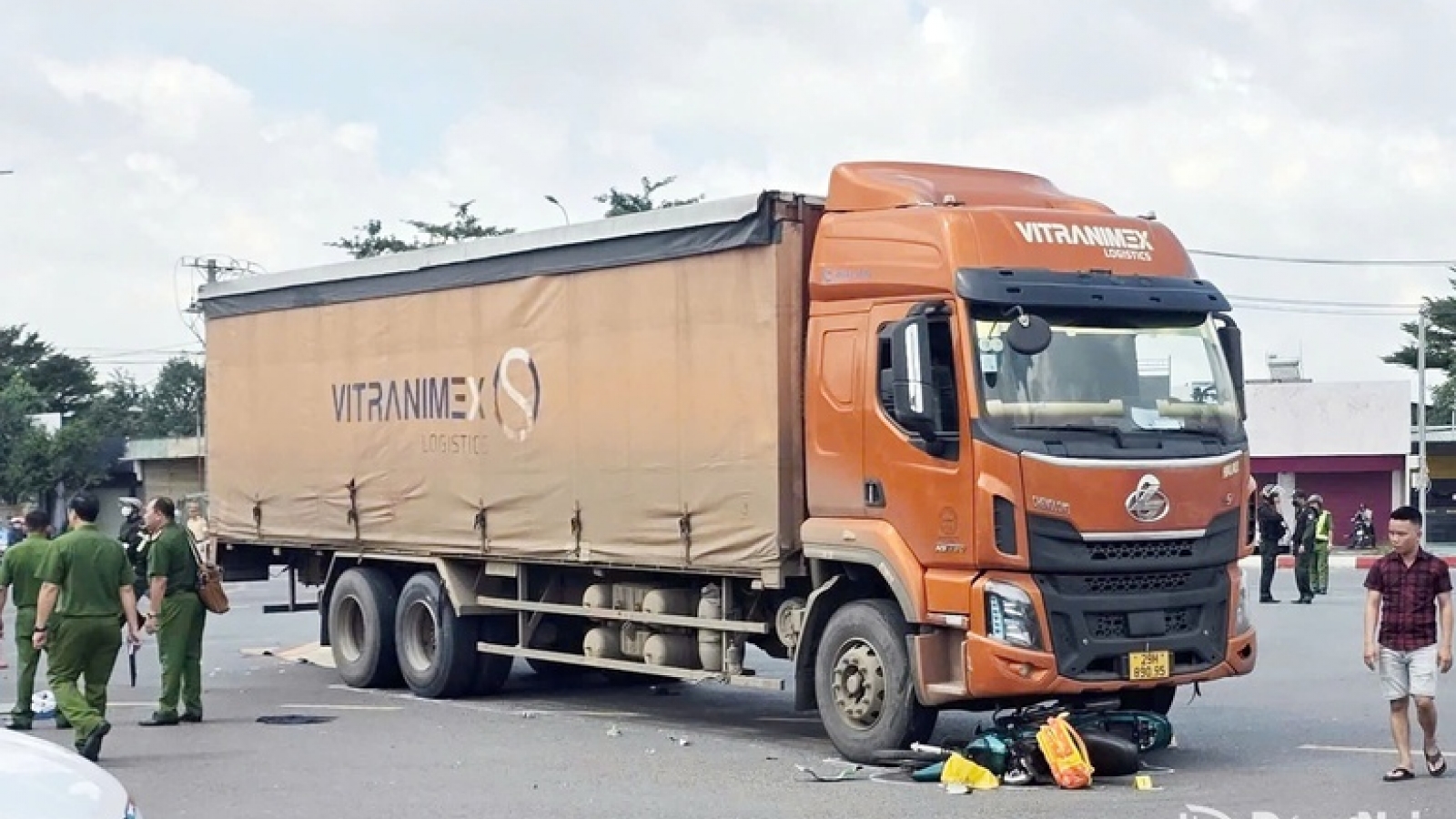Phó Thủ tướng yêu cầu khẩn trương khắc phục hậu quả vụ TNGT tại Đồng Nai