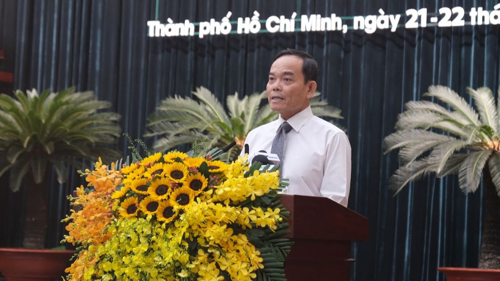 Bí thư Thành uỷ TP.HCM yêu cầu chấm dứt xin ý kiến lòng vòng giữa các sở ngành