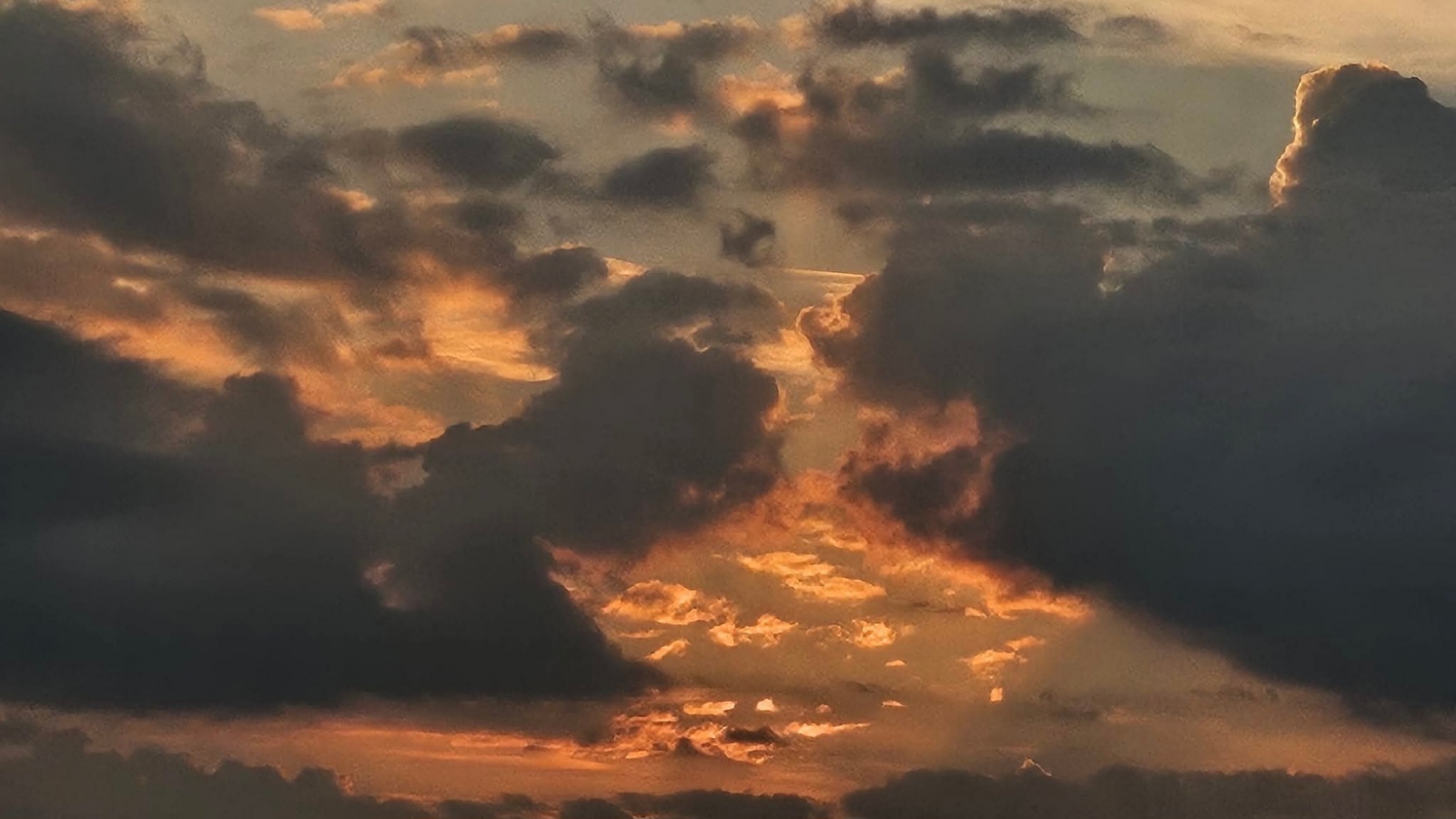 Lỗ thủng tầng ozone: Trời đánh chẳng tránh né gì