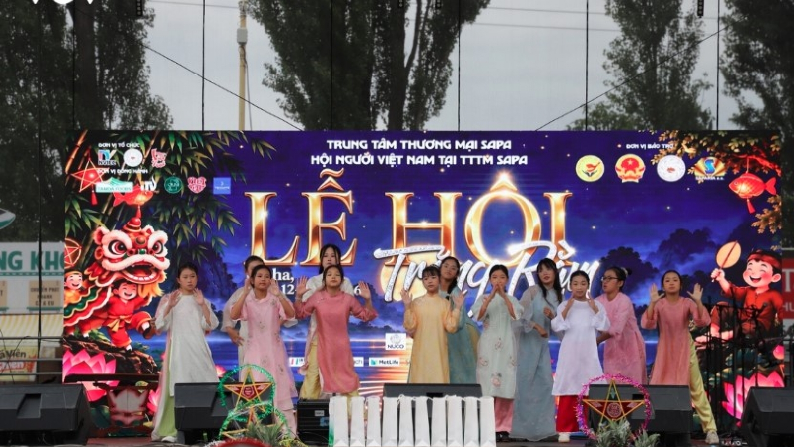 Vietnamese community in Czech Republic preserves traditions at Mid-Autumn Festival