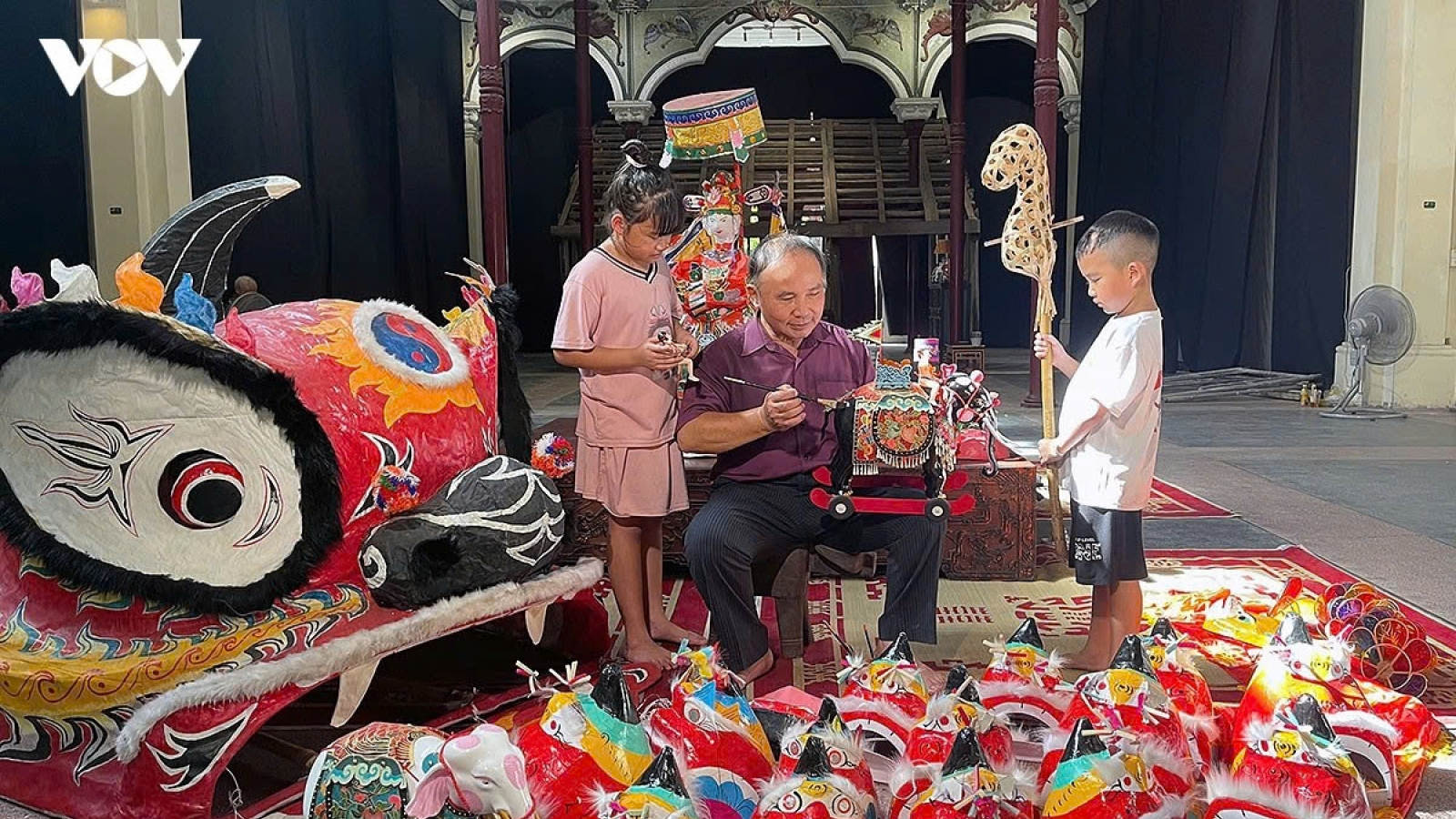 Mid-Autumn Festival traditions come alive in Hanoi's Old Quarter