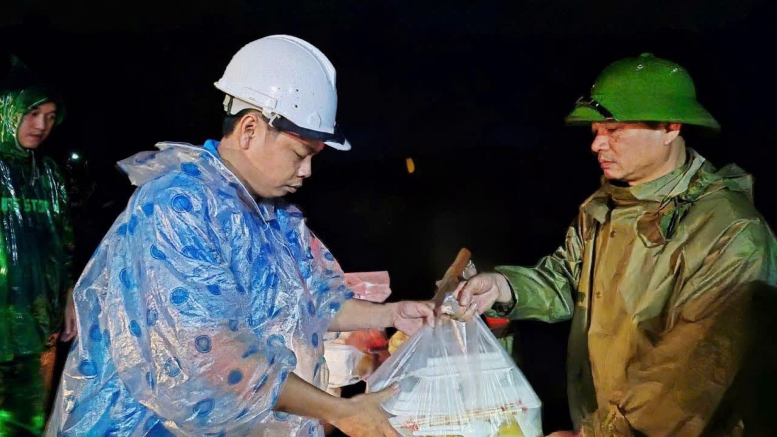 Tập trung hỗ trợ người dân vùng ngập lụt tại tỉnh Quảng Trị