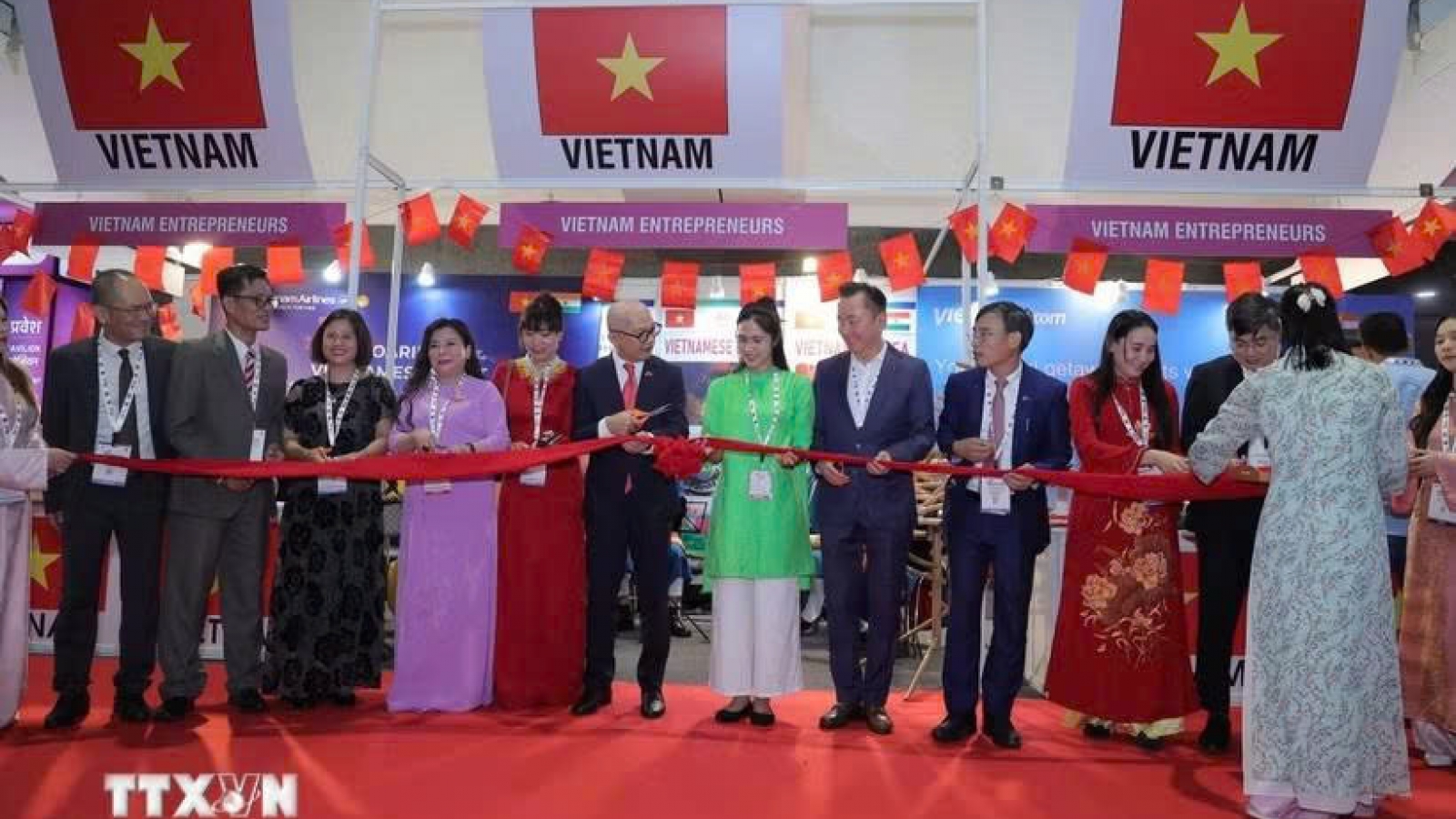 Việt Nam tạo dấu ấn toàn diện tại Hội chợ thương mại quốc tế lớn của Ấn Độ